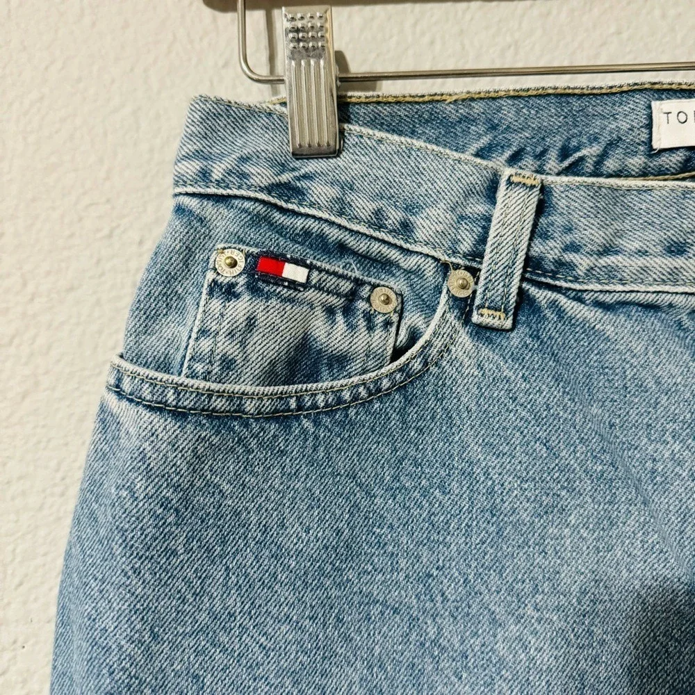 Tommy Hilfiger Cotton Mini Skirt Size 8 Light Wash Denim Vintage 90s Y2K Blue‎